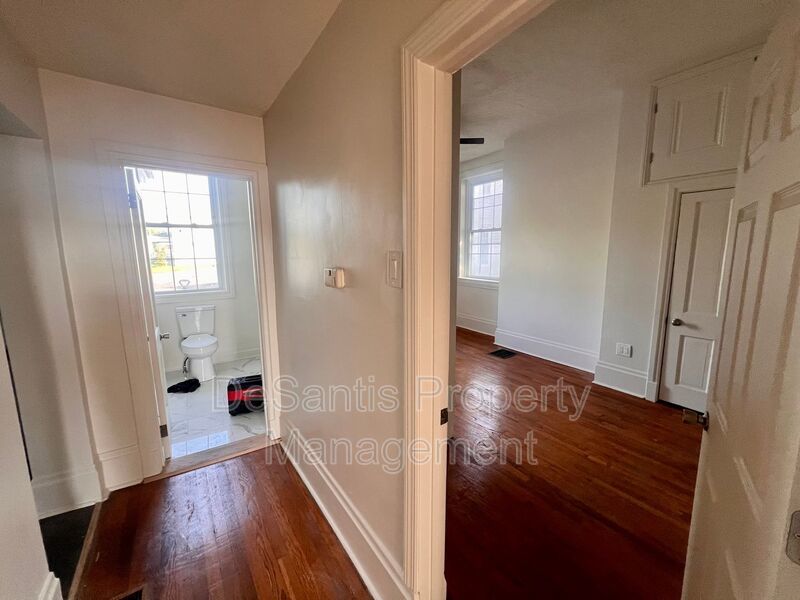 Beaver - 1 Bed 1 Bath - Just Renovated property image