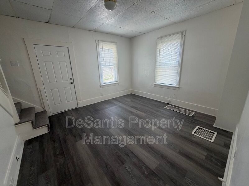 Washington - 2 Bed 1 Bath - Home for Rent property image
