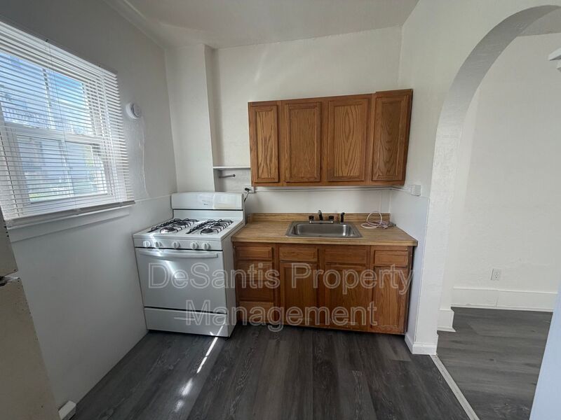 Washington - 2 Bed 1 Bath - Home for Rent property image