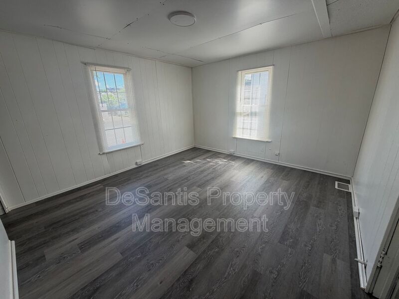 Washington - 2 Bed 1 Bath - Home for Rent property image