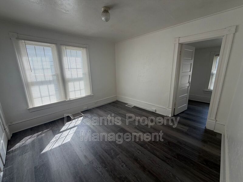 Washington - 2 Bed 1 Bath - Home for Rent property image