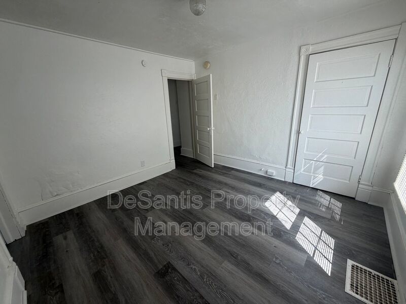 Washington - 2 Bed 1 Bath - Home for Rent property image