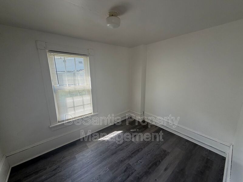 Washington - 2 Bed 1 Bath - Home for Rent property image