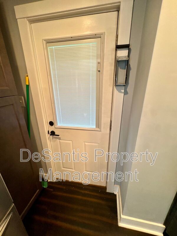 Open Concept 3 Bed 1.5 Bath in Swissville! property image
