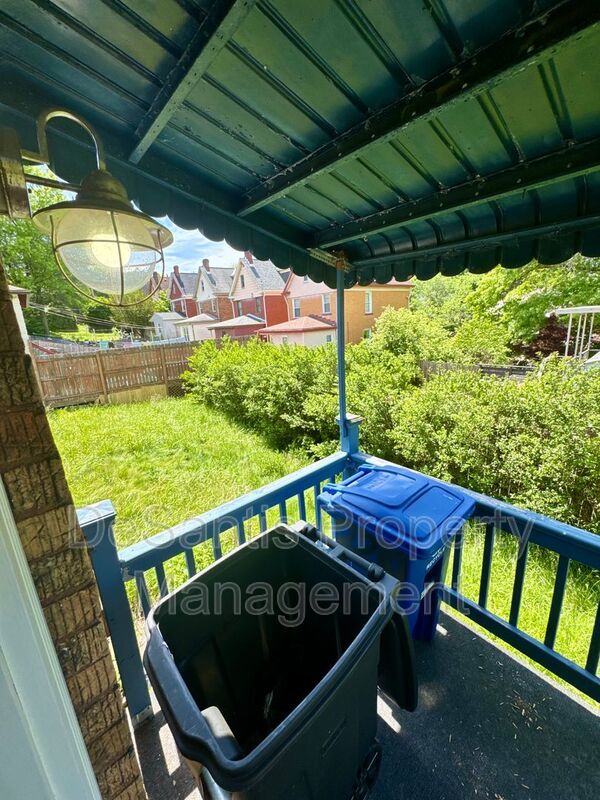 Open Concept 3 Bed 1.5 Bath in Swissville! property image