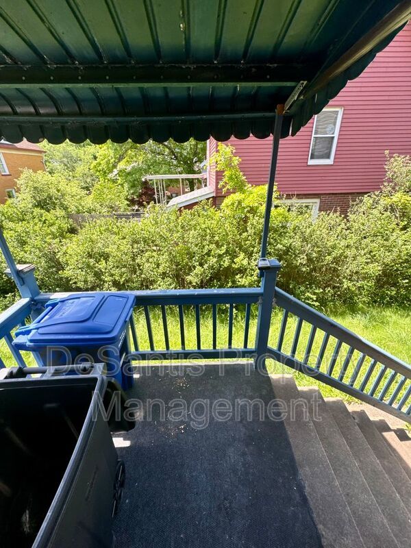 Open Concept 3 Bed 1.5 Bath in Swissville! property image