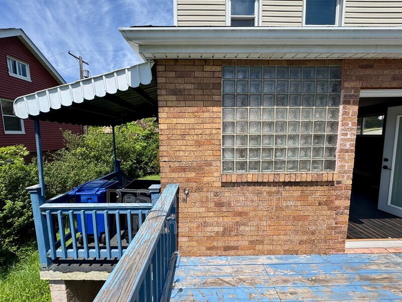 Open Concept 3 Bed 1.5 Bath in Swissville! property image
