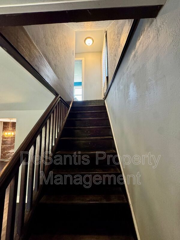 Open Concept 3 Bed 1.5 Bath in Swissville! property image