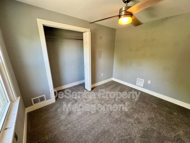 Open Concept 3 Bed 1.5 Bath in Swissville! property image