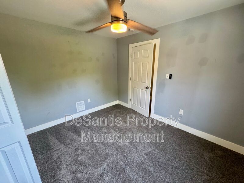 Open Concept 3 Bed 1.5 Bath in Swissville! property image