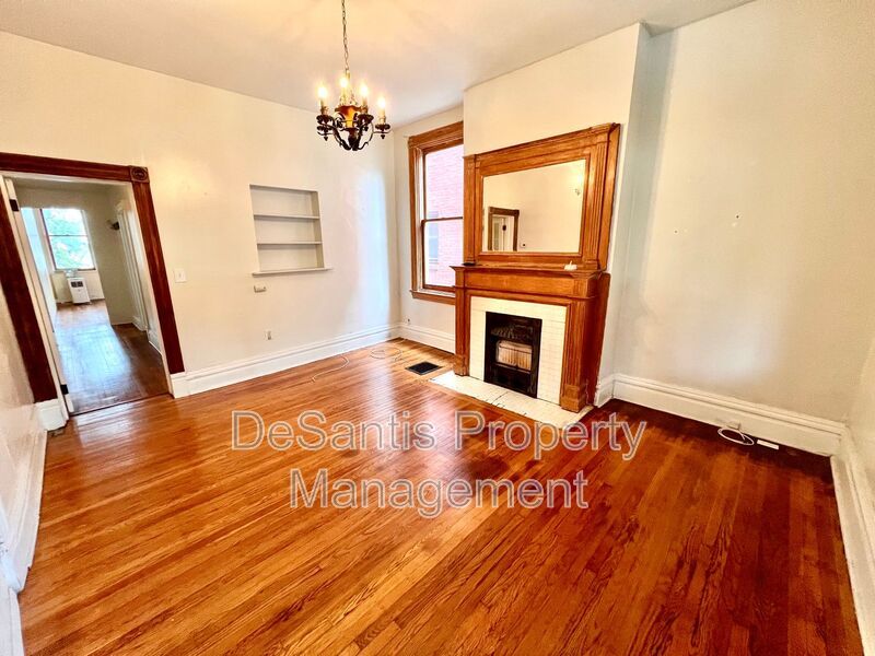 Pittsburgh - Huge 1 Bed 1 Bath - Charming Duplex property image