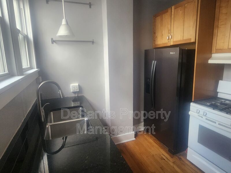 2 Bedroom 1 bath updated Row Home property image