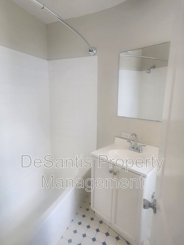 2 Bedroom 1 bath updated Row Home property image