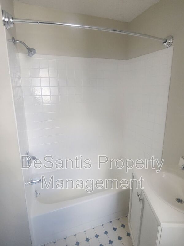 2 Bedroom 1 bath updated Row Home property image