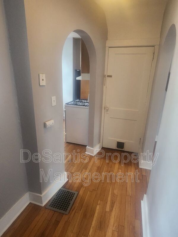 2 Bedroom 1 bath updated Row Home property image