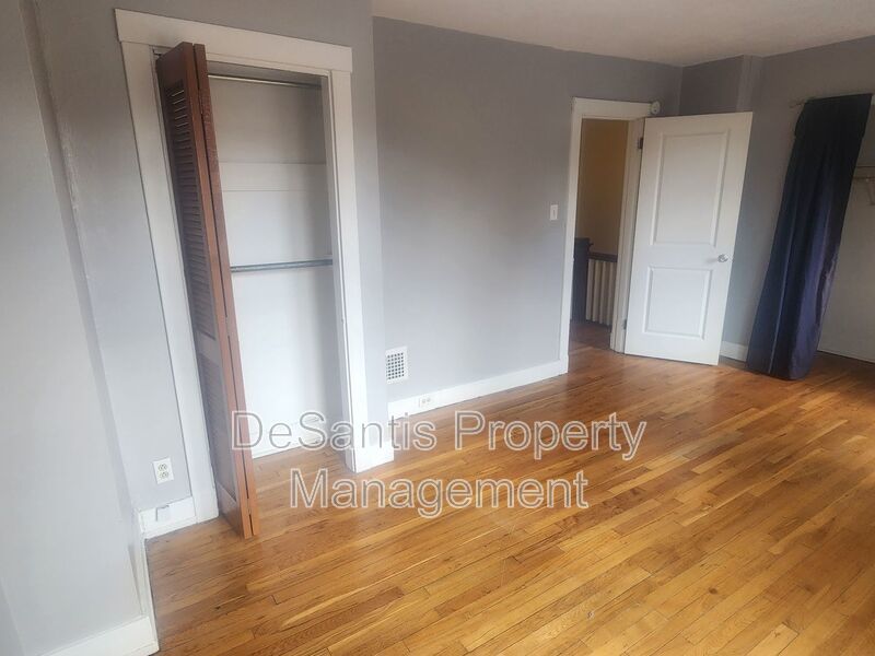 2 Bedroom 1 bath updated Row Home property image