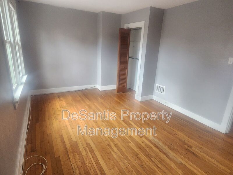 2 Bedroom 1 bath updated Row Home property image