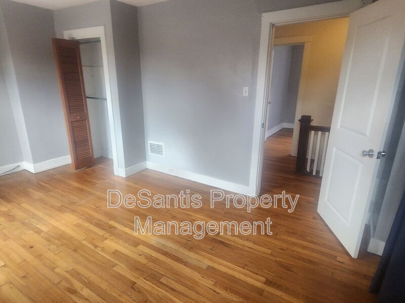 2 Bedroom 1 bath updated Row Home property image