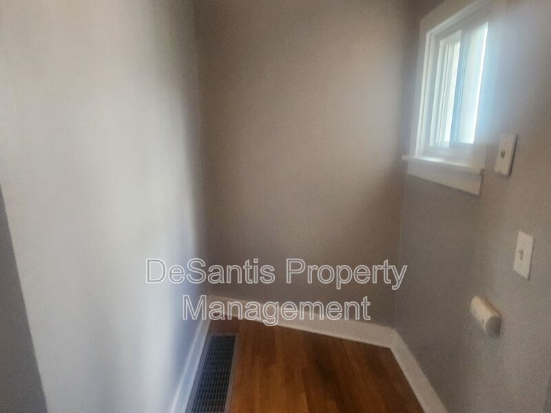 2 Bedroom 1 bath updated Row Home property image