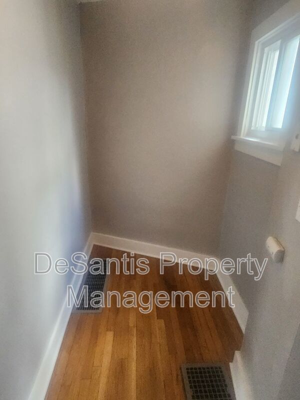 2 Bedroom 1 bath updated Row Home property image