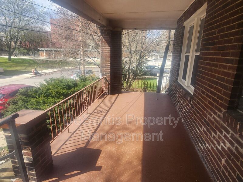 2 Bedroom 1 bath updated Row Home property image