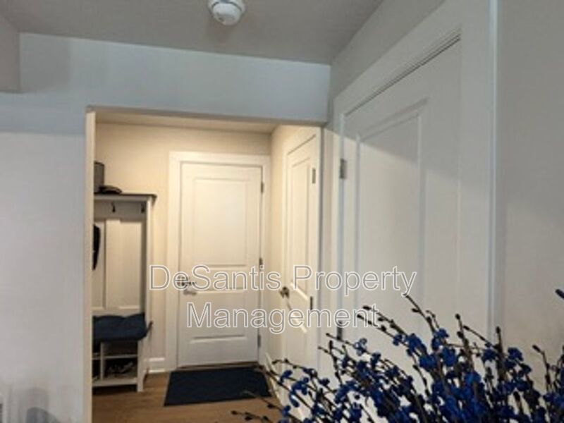3 bedroom 4 bath in Moon Township school district property image