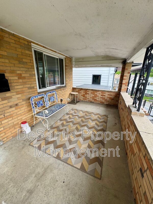 Charming 2 Bed 1 Bath in Beechview! property image