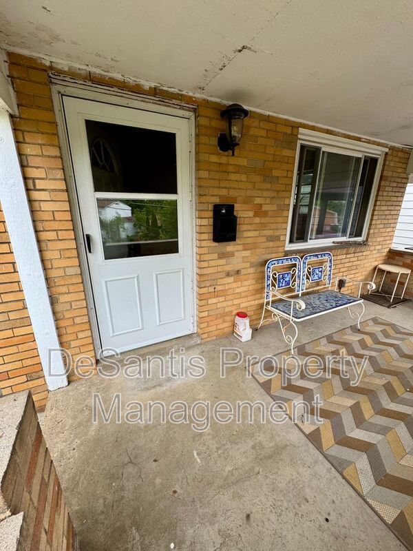 Charming 2 Bed 1 Bath in Beechview! property image