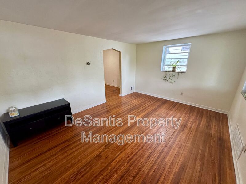Charming 2 Bed 1 Bath in Beechview! property image