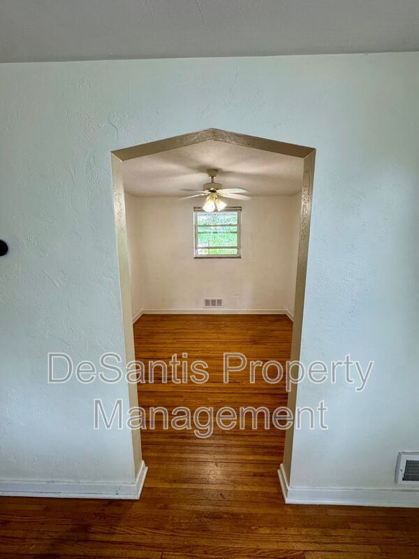 Charming 2 Bed 1 Bath in Beechview! property image