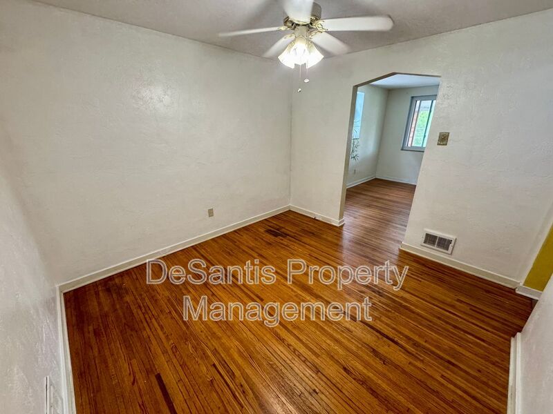 Charming 2 Bed 1 Bath in Beechview! property image