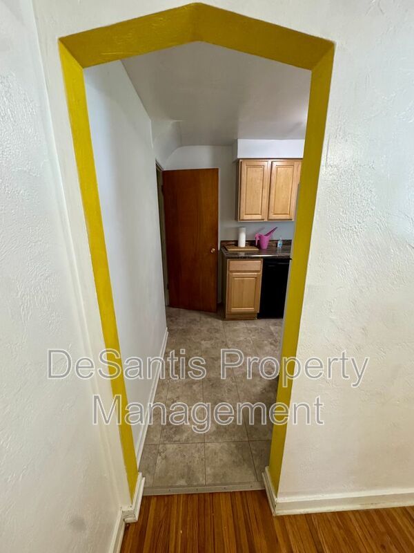 Charming 2 Bed 1 Bath in Beechview! property image