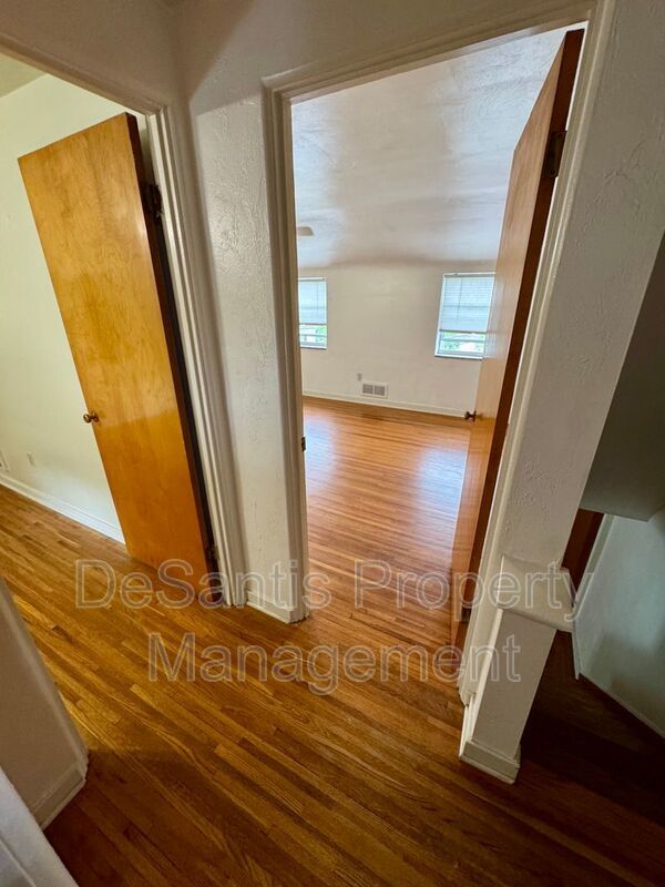 Charming 2 Bed 1 Bath in Beechview! property image