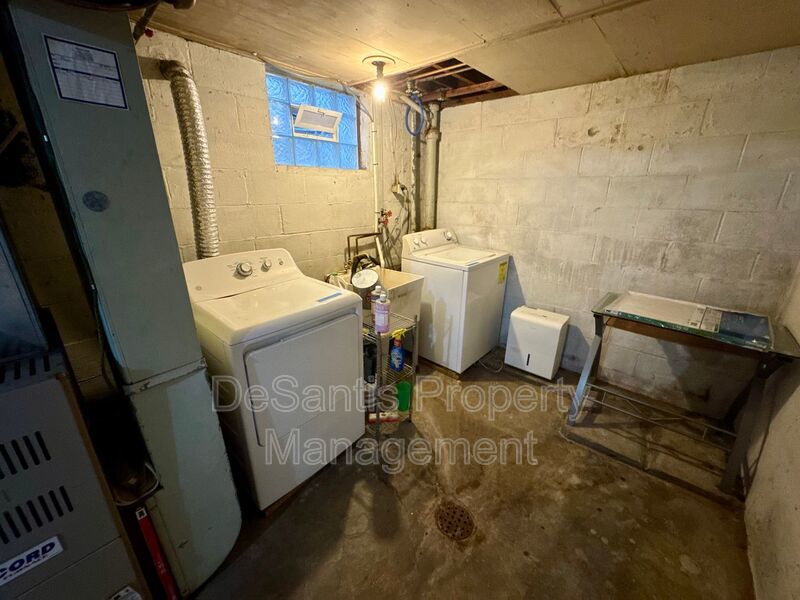 Charming 2 Bed 1 Bath in Beechview! property image