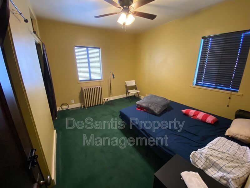Charming 5 Bed 2 Bath House in Carnegie! property image