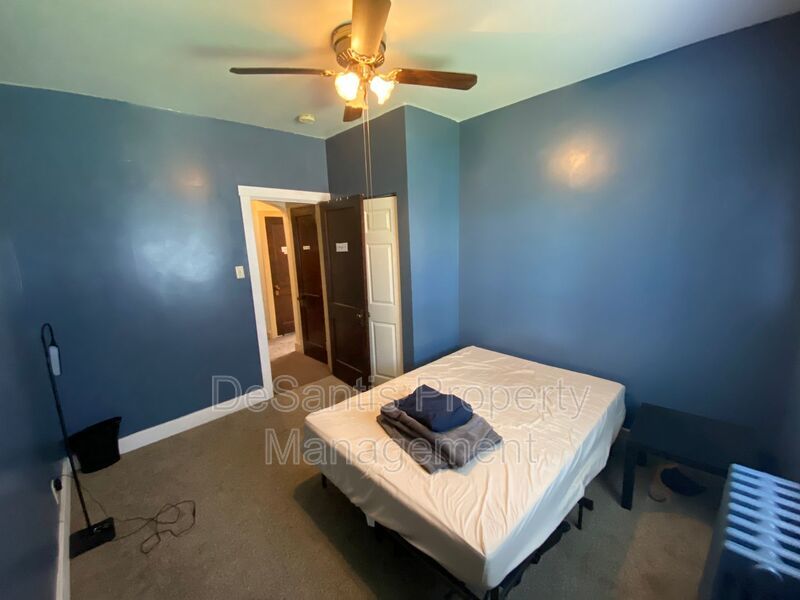 Charming 5 Bed 2 Bath House in Carnegie! property image