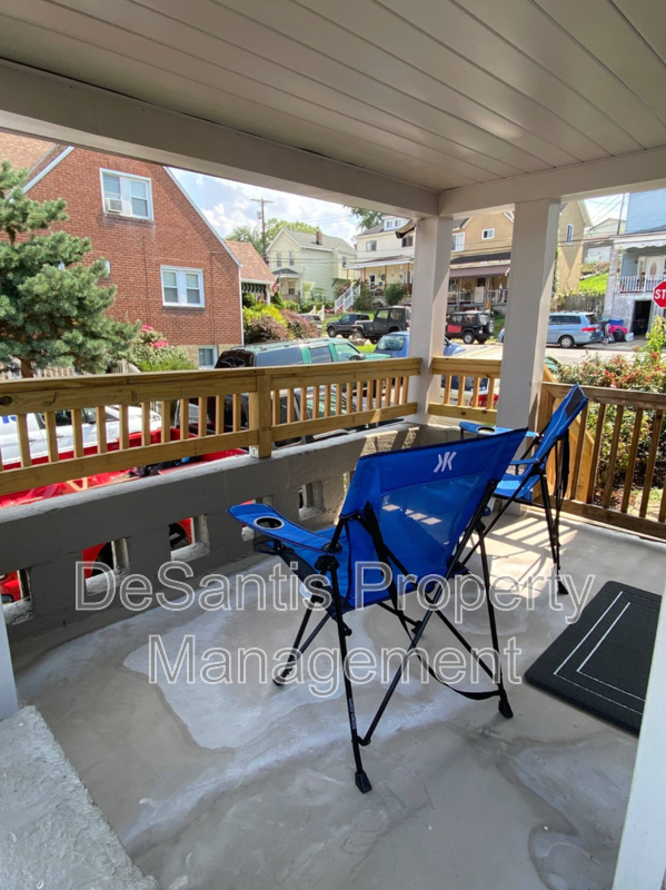 Charming 5 Bed 2 Bath House in Carnegie! property image