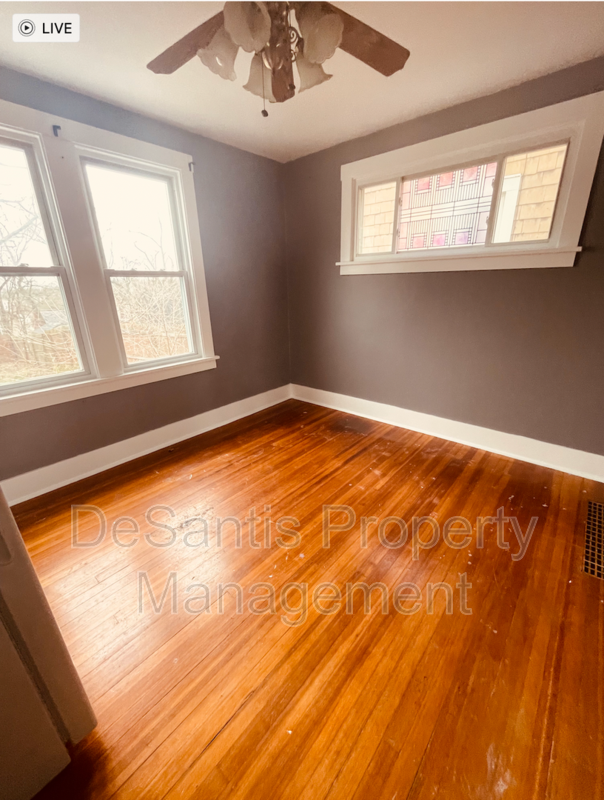 2 Bed 1 Bath- Pittsburgh Pa property image