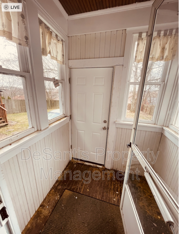 2 Bed 1 Bath- Pittsburgh Pa property image