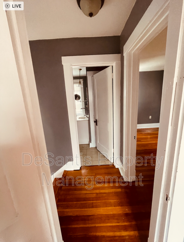 2 Bed 1 Bath- Pittsburgh Pa property image