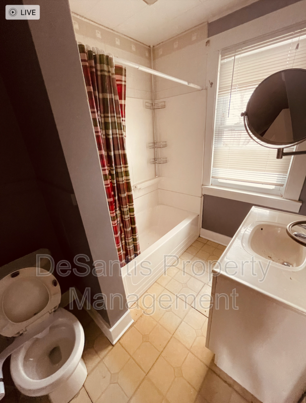 2 Bed 1 Bath- Pittsburgh Pa property image