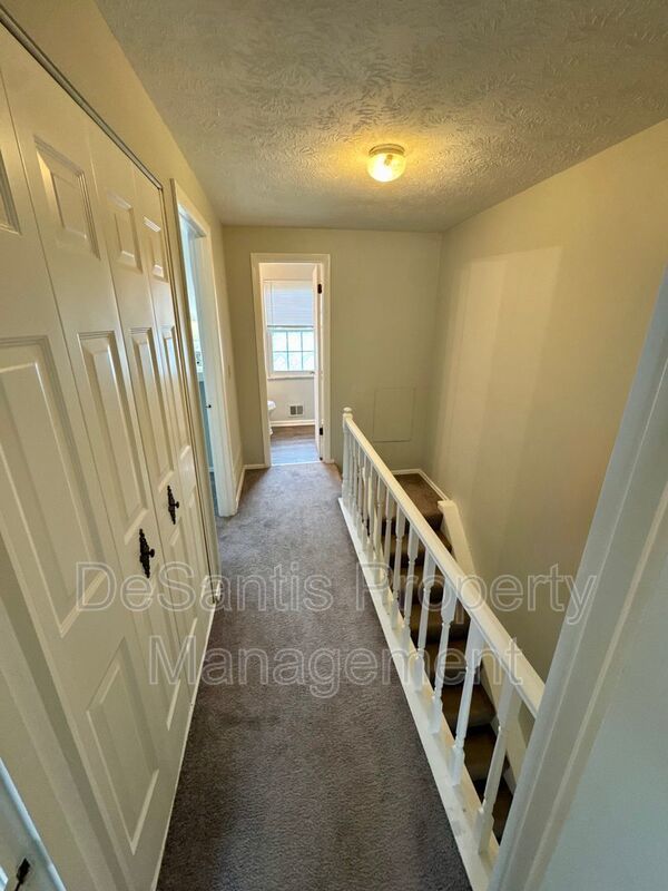 Charming 2 Bed 1 Bath in Cranberry! property image