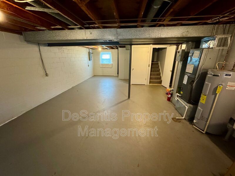 Charming 2 Bed 1 Bath in Cranberry! property image