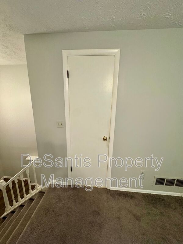Charming 2 Bed 1 Bath in Cranberry! property image