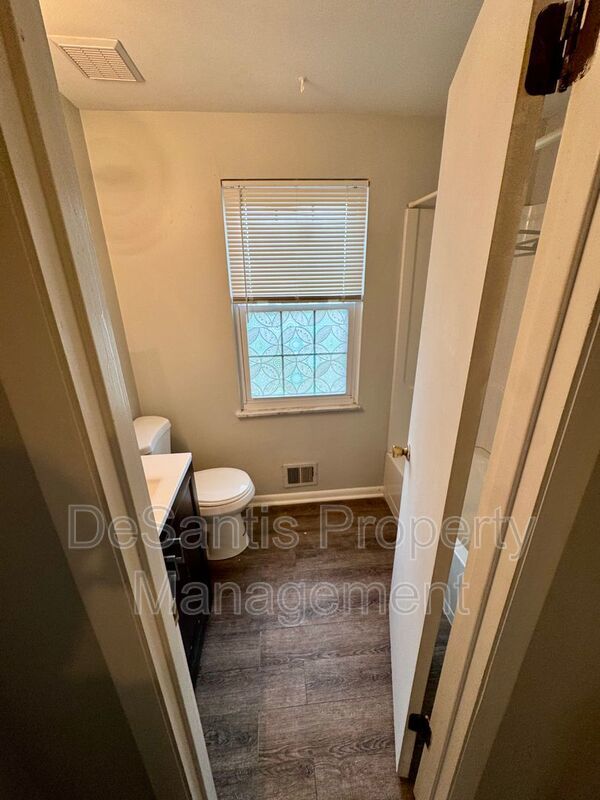 Charming 2 Bed 1 Bath in Cranberry! property image