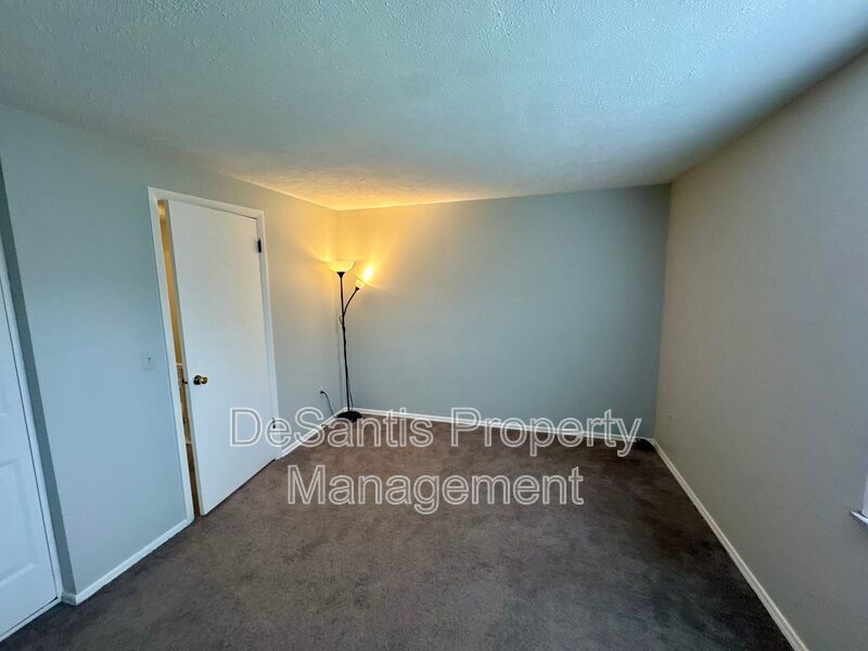 Charming 2 Bed 1 Bath in Cranberry! property image