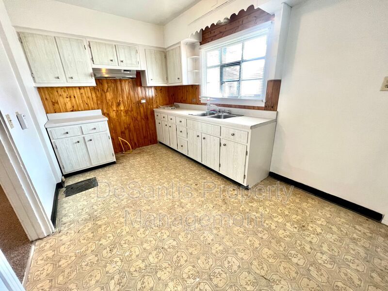 3 bed 1 bath in New Kensington Pa property image