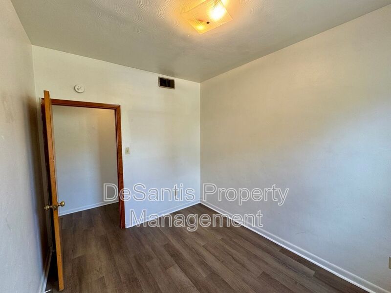 Spacious 2 Bed 1 Bath in Cheswick! property image