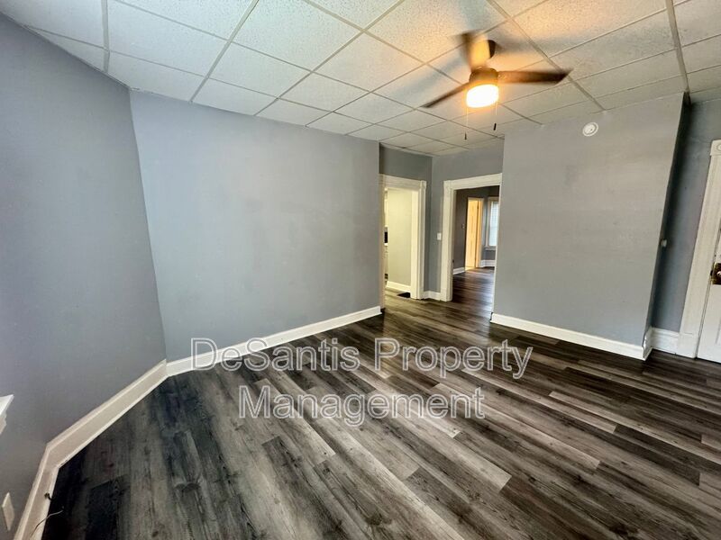 1 Bed 1 Bath Apt in Bellevue! property image
