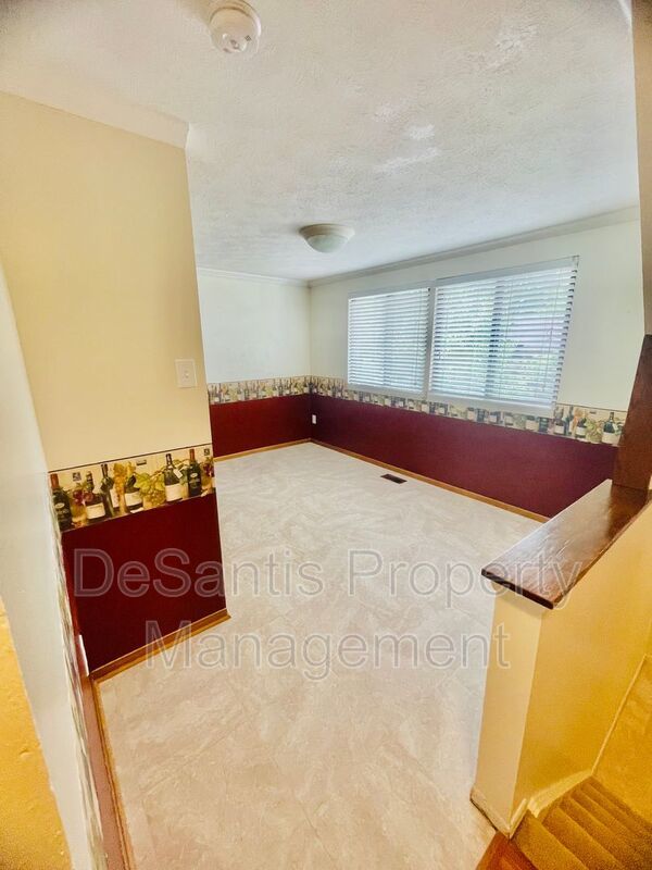 3 bed- 1.5 Bath- Bridgeville Pa property image